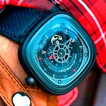 Часы SevenFriday
Часы SevenFriday