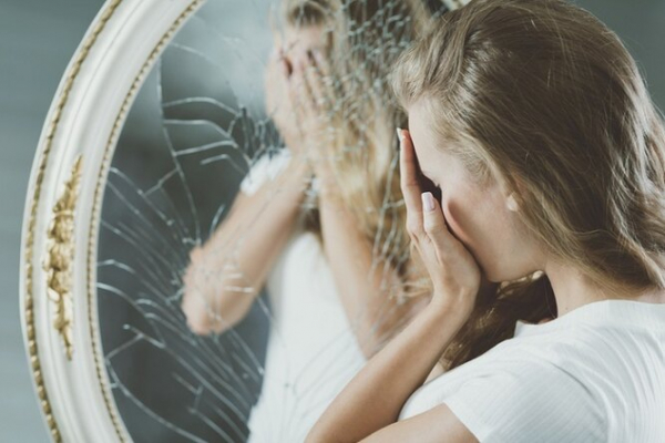 7 серьёзных заболеваний, которые можно определить по лицу 7 серьёзных заболеваний, которые можно определить по лицу