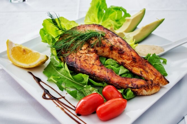 Красное мясо и брокколи: из-за каких продуктов тело может неприятно пахнуть Красное мясо и брокколи: из-за каких продуктов тело может неприятно пахнуть